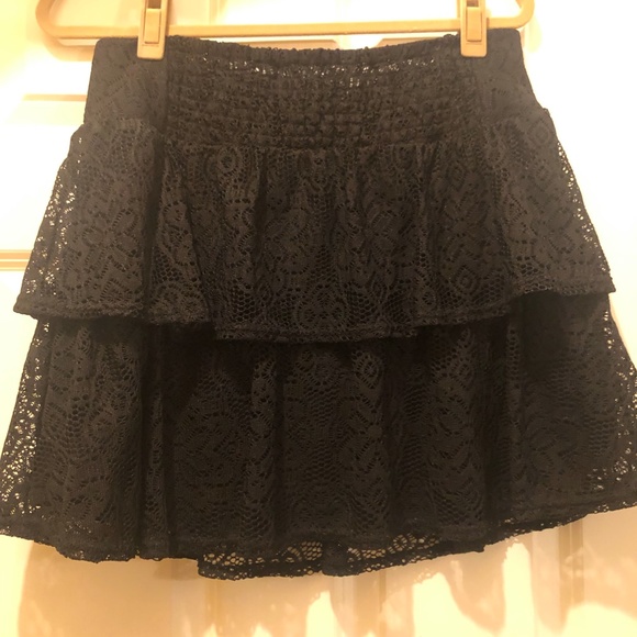 Jr's Dream Out Loud Black Lace Tiered Mini Skirt by Selena Gomez - Picture 3 of 4